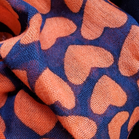 Talbots Heart Rectangular Scarf - Picture 7 of 12